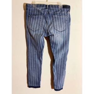 Mid rise, Ankle Legging Jeans